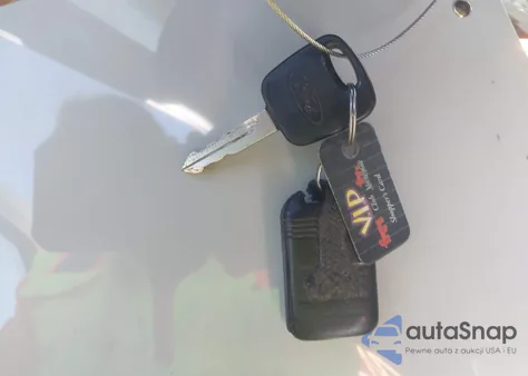 2000 Ford Ranger Xlt z USA, uszkodzony, nr VIN 1FTYR10X1YPB65053